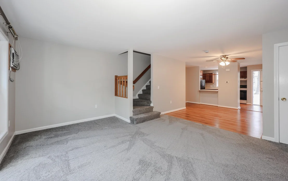 Photo of Unit 104 at 1465 Hooksett