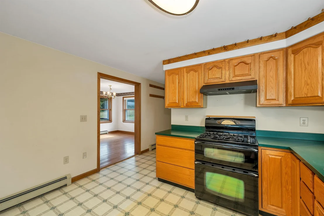 Photo of 952 Plains
