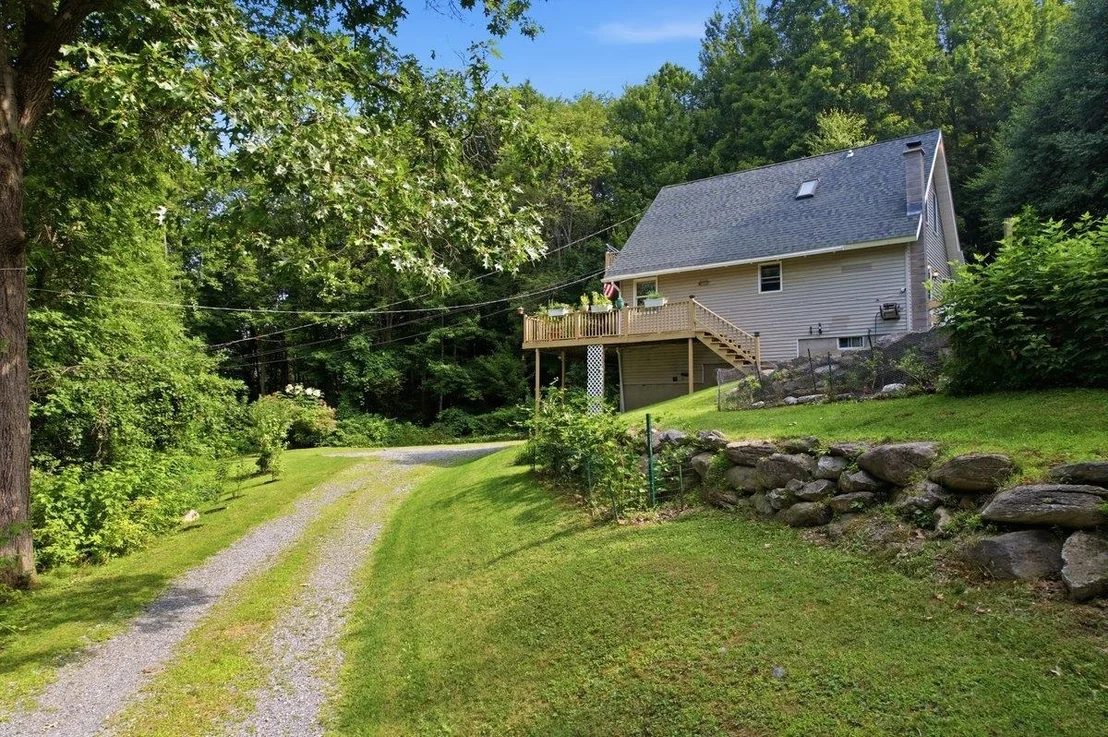 Photo of 87 B Hill
