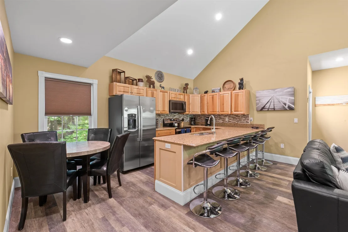 Photo of 177 Alpstrausse