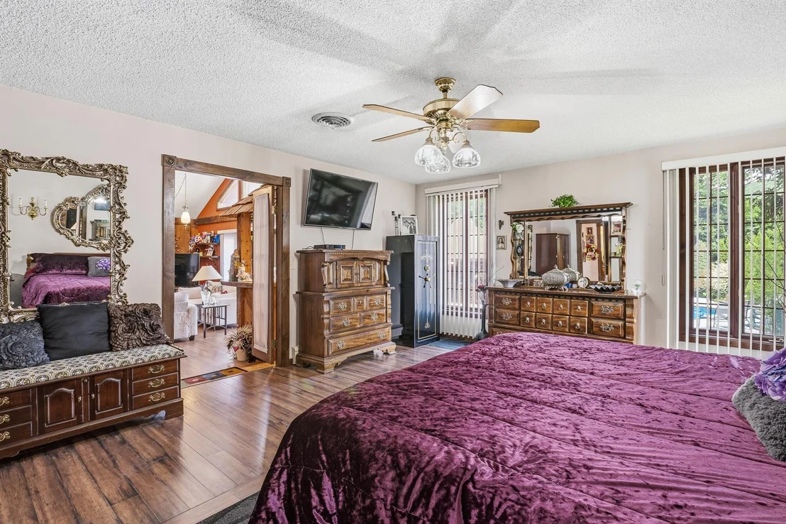Photo of 410 Main