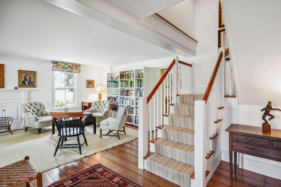 Photo of 475 Elmendorf