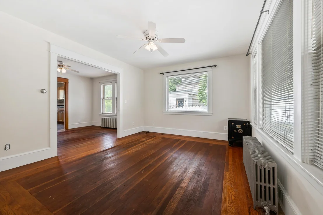 Photo of 419 Hillside