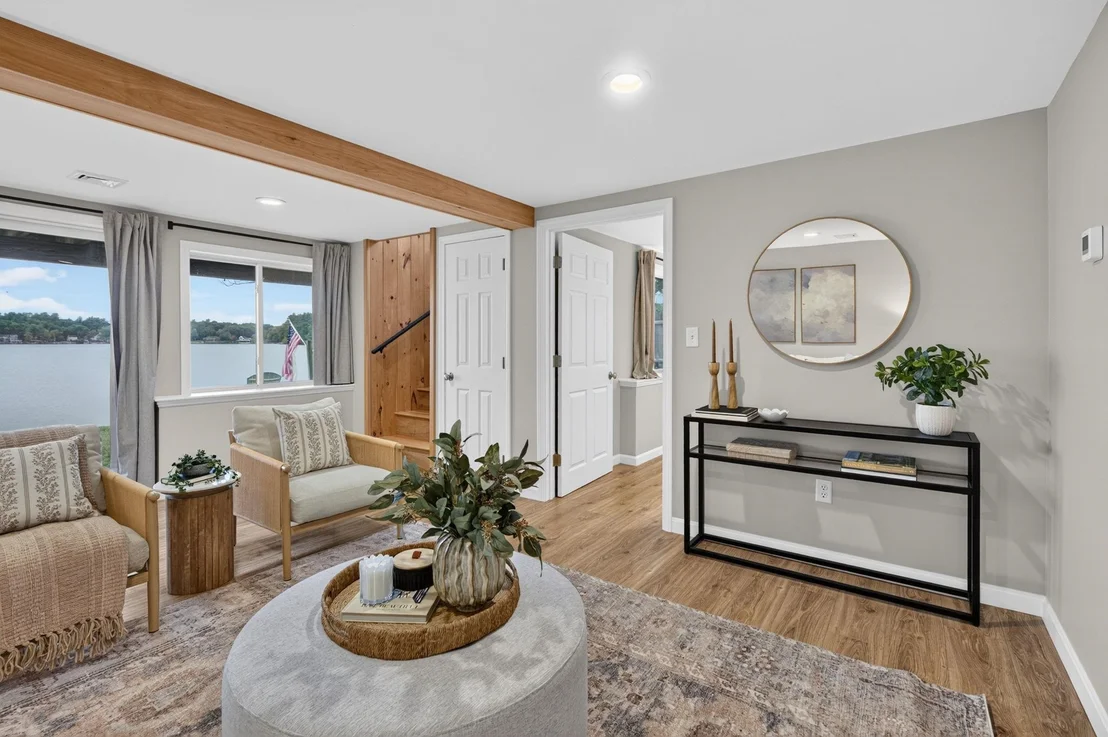 Photo of 20 Lakeside