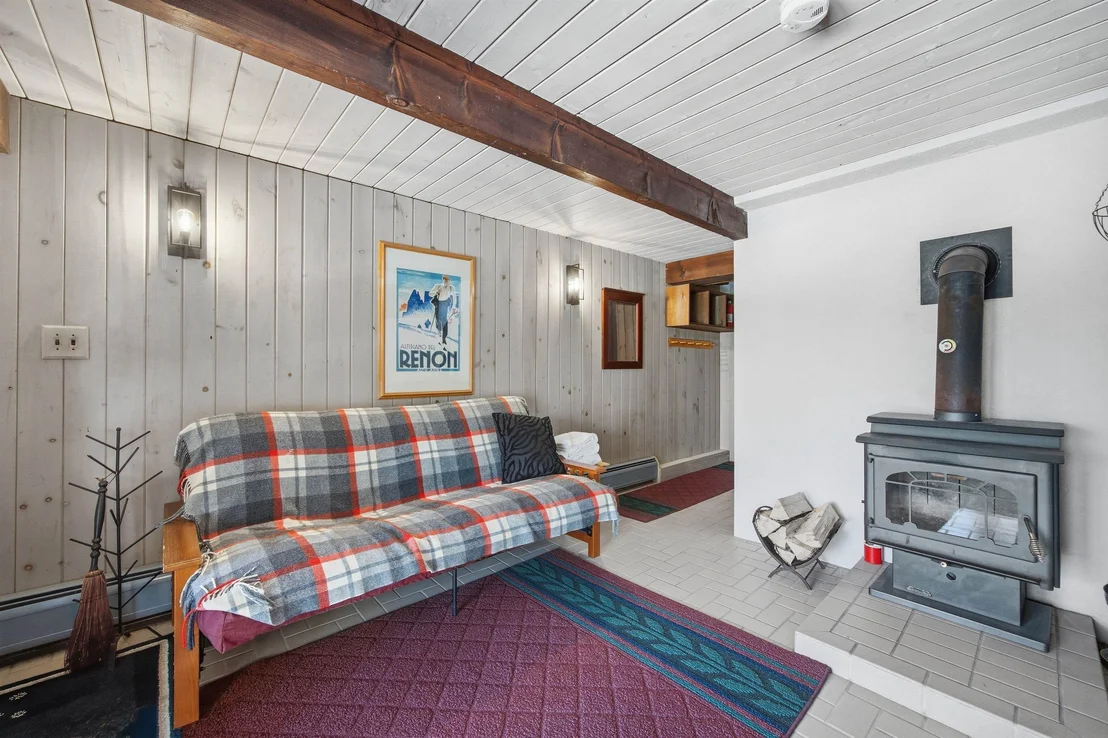 Photo of 70 Spring Hill