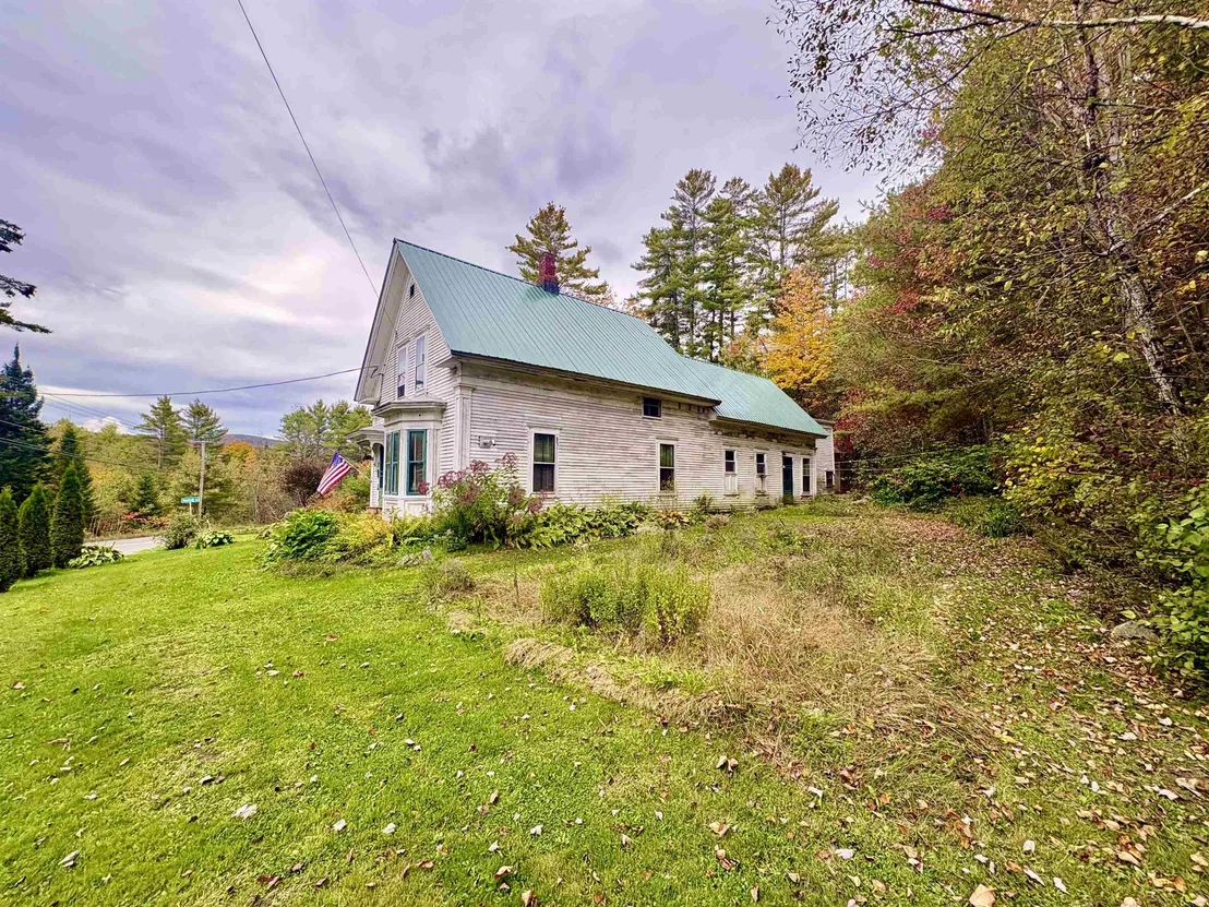 Photo of 1445 Maillett