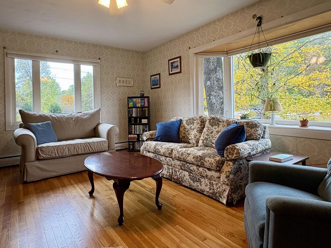 Photo of 1507 Route 12A