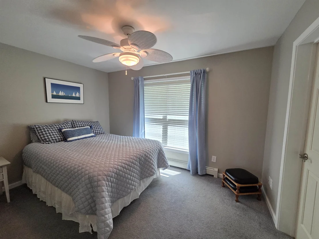 Photo of 70 Hawley