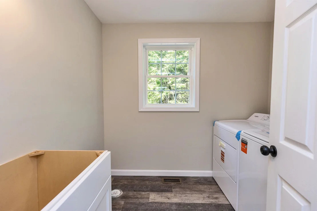 Photo of 32 Deerpoint