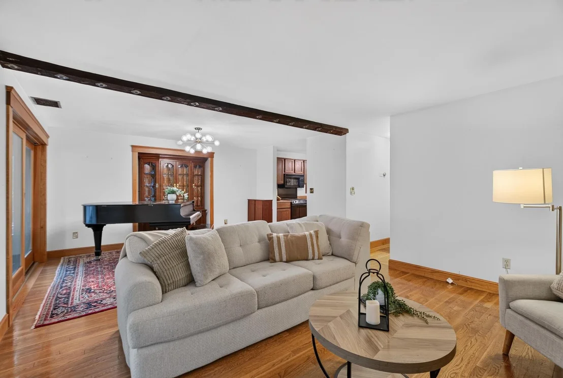 Photo of 14 Pine Knoll
