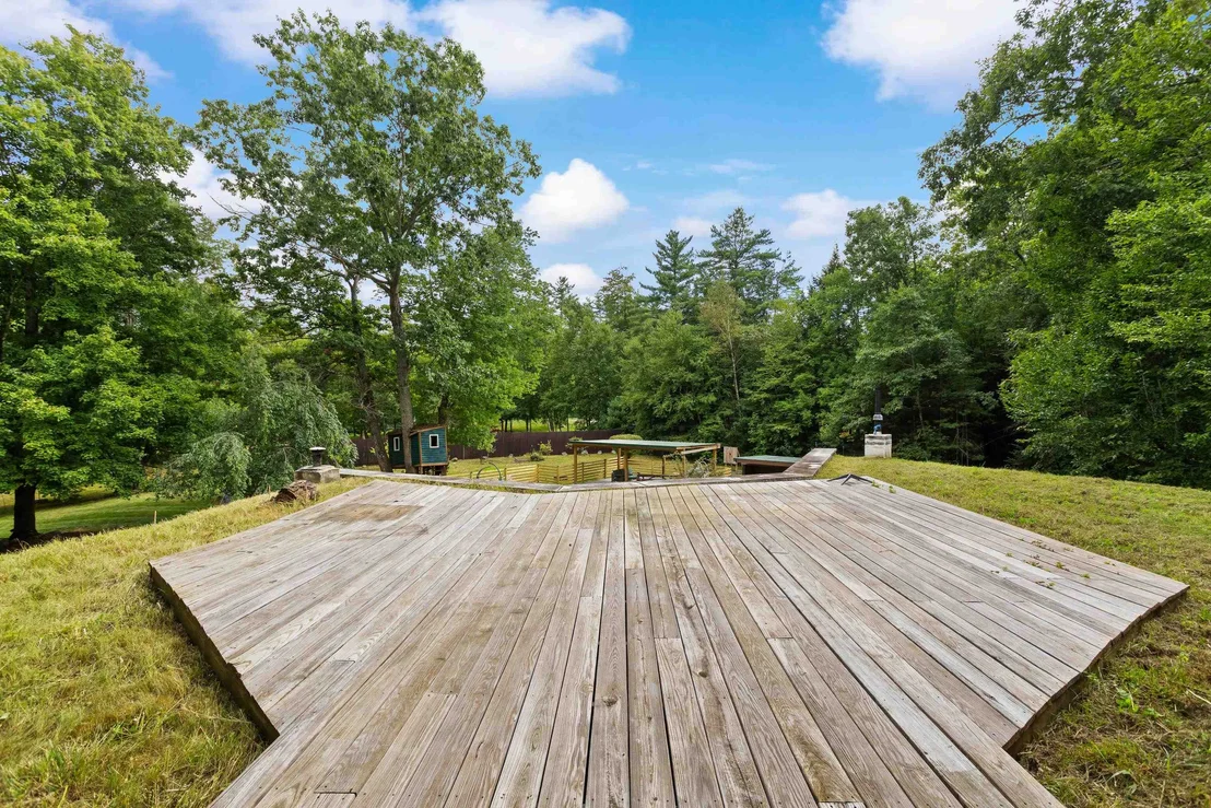 Photo of 101 Black Brook