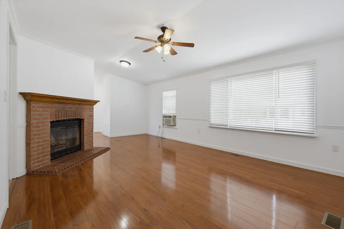 Photo of 44 Hazel