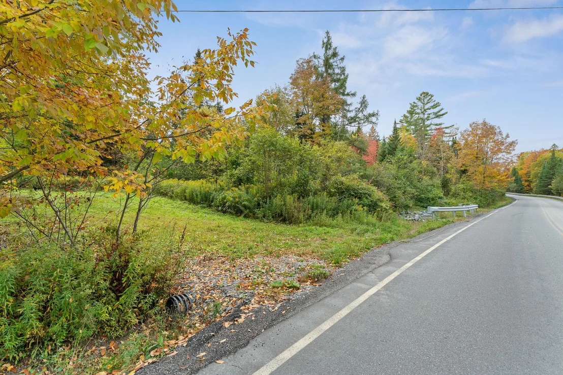 Photo of 335 Calais