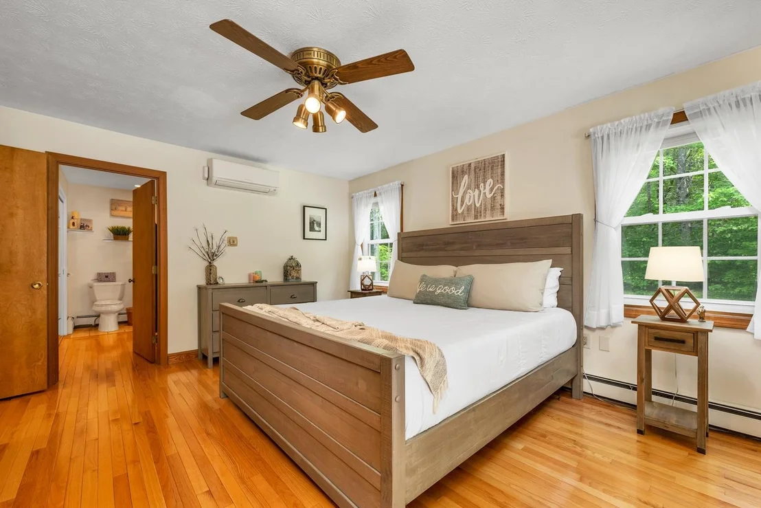 Photo of 52 Meadow