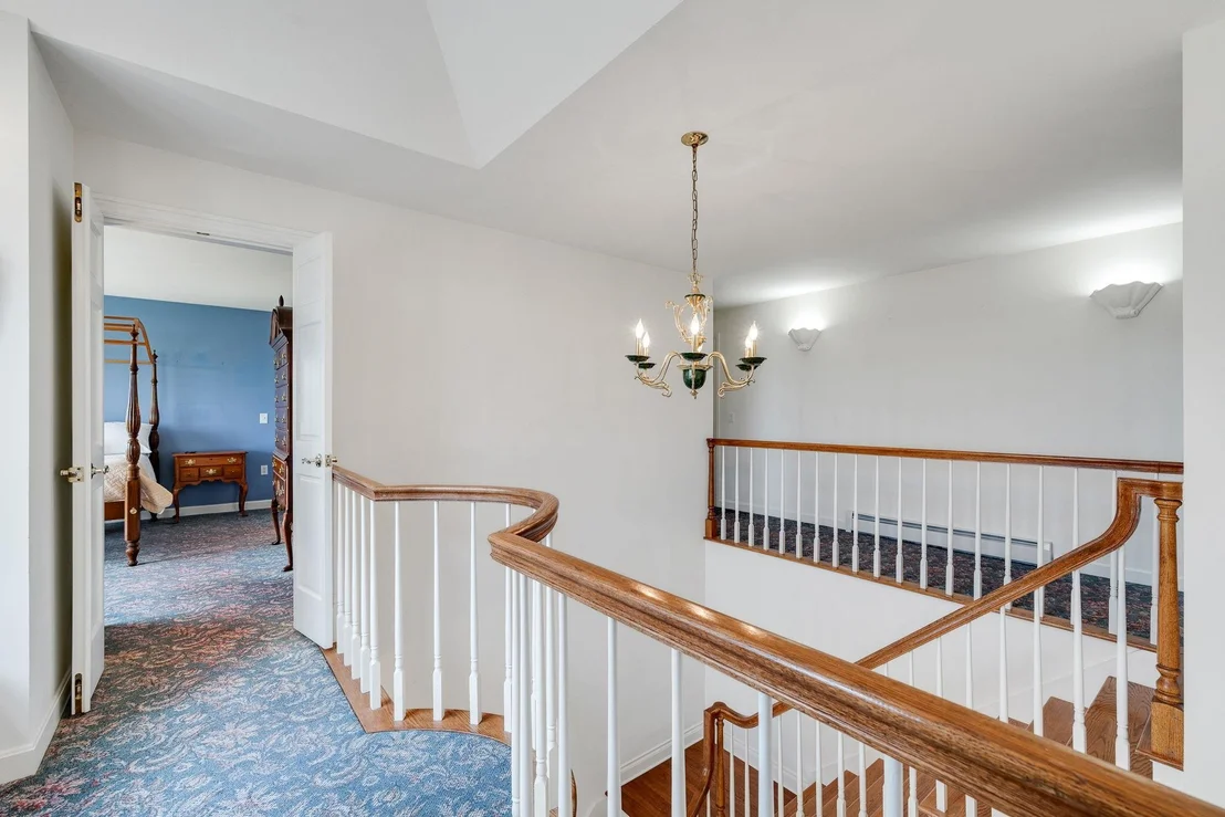 Photo of 302 Ledge Hill