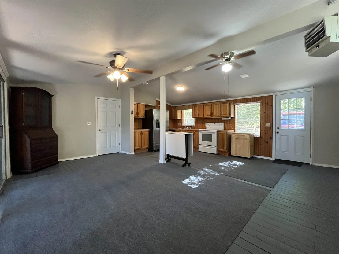 Photo of 53 White Pond