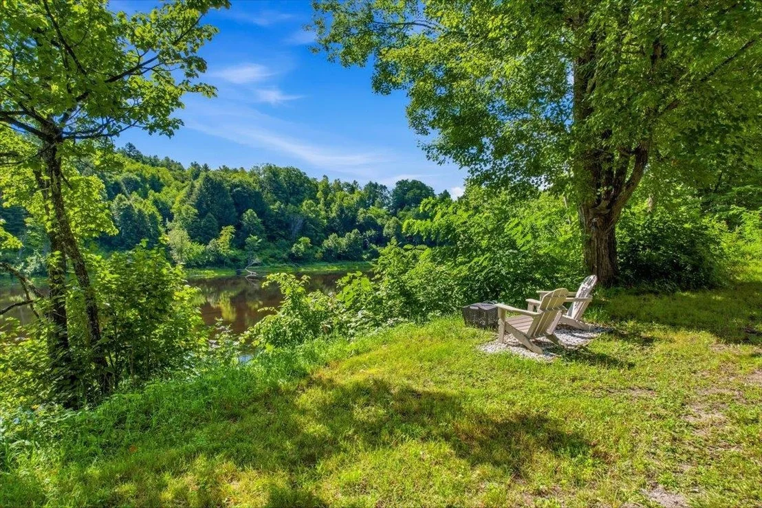 Photo of 288 River