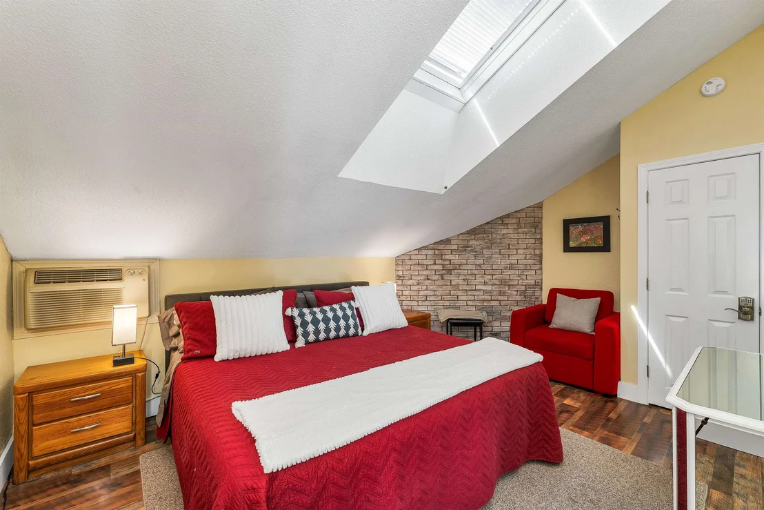 Photo of Unit A at 3 River Run