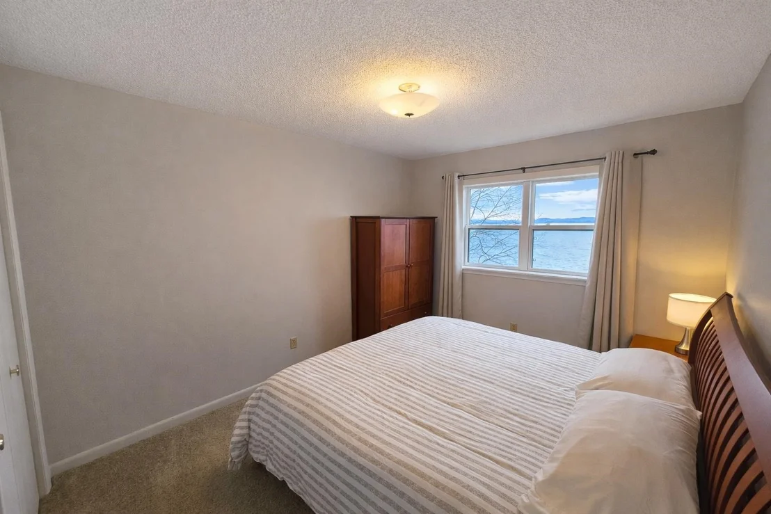 Photo of 1254 Bluff