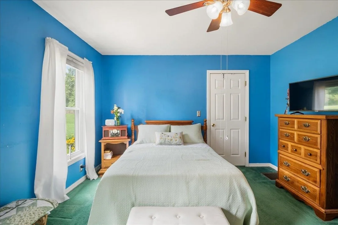Photo of 381 Bennett