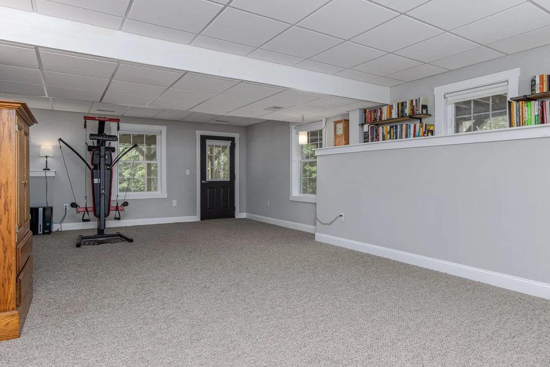 Photo of 325 Mccurdy