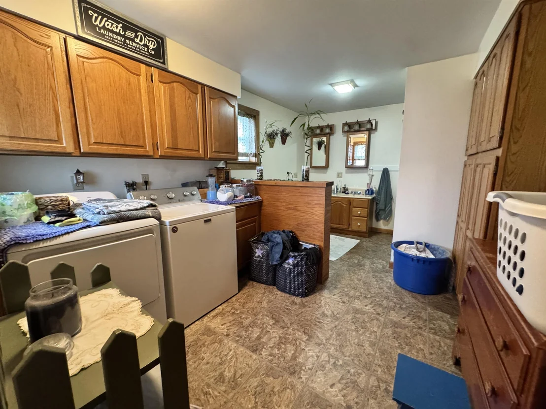 Photo of 64 Taylor
