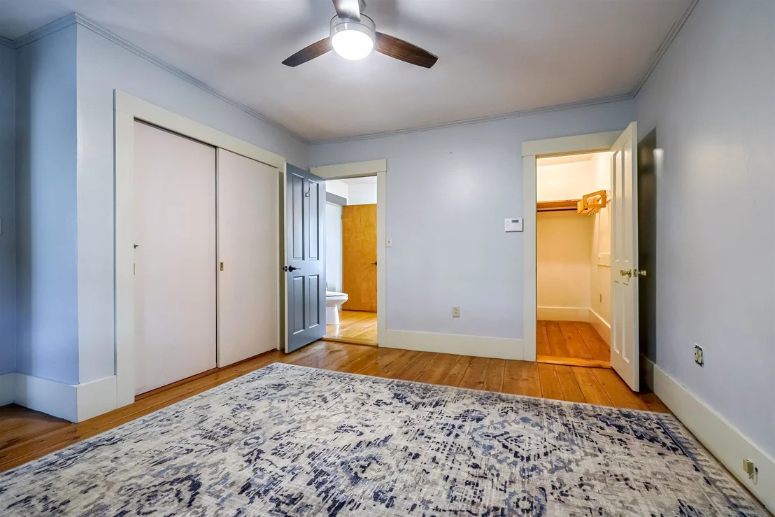 Photo of 8 Grove
