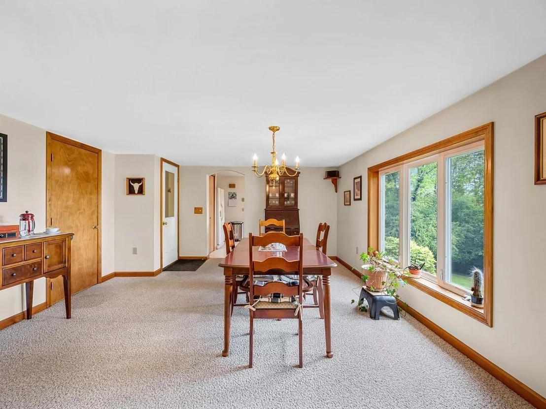 Photo of 2403 Crosstown