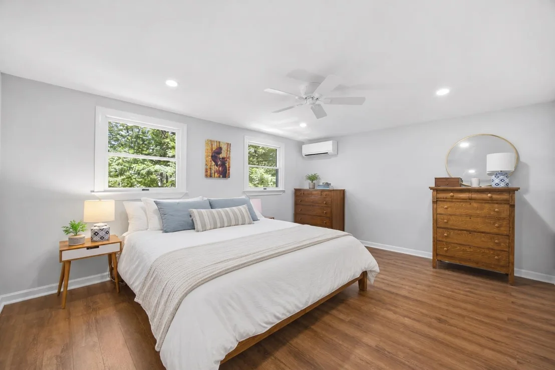 Photo of 48 Forest Hill