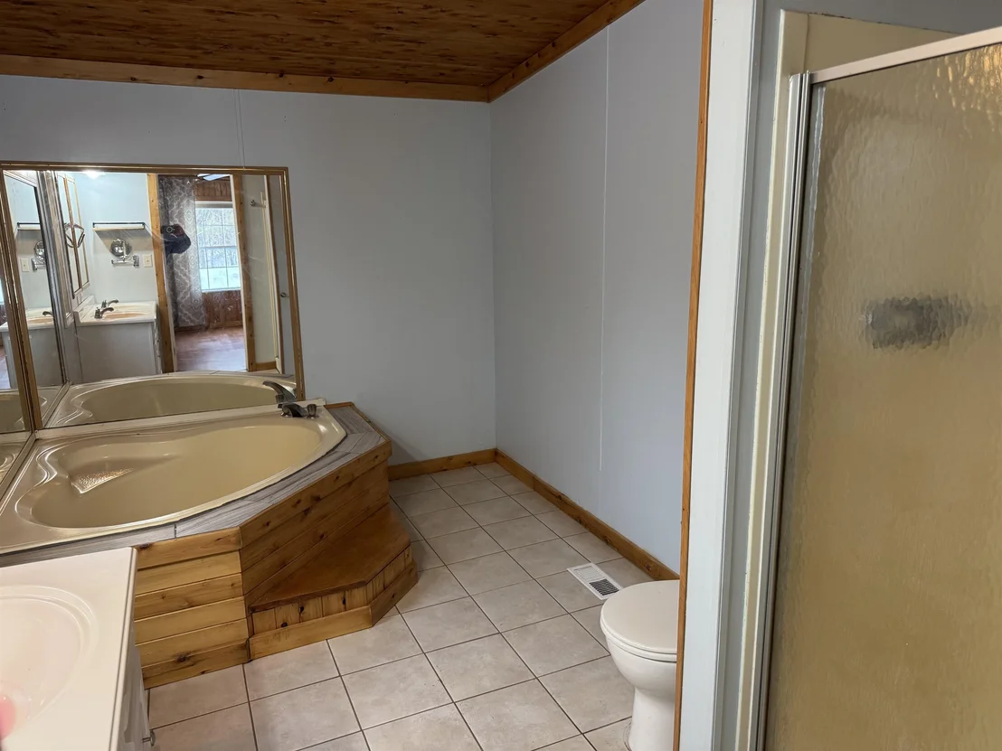 Photo of 1352 Mud Hollow