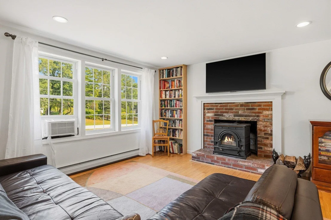 Photo of 23 Birnum Woods