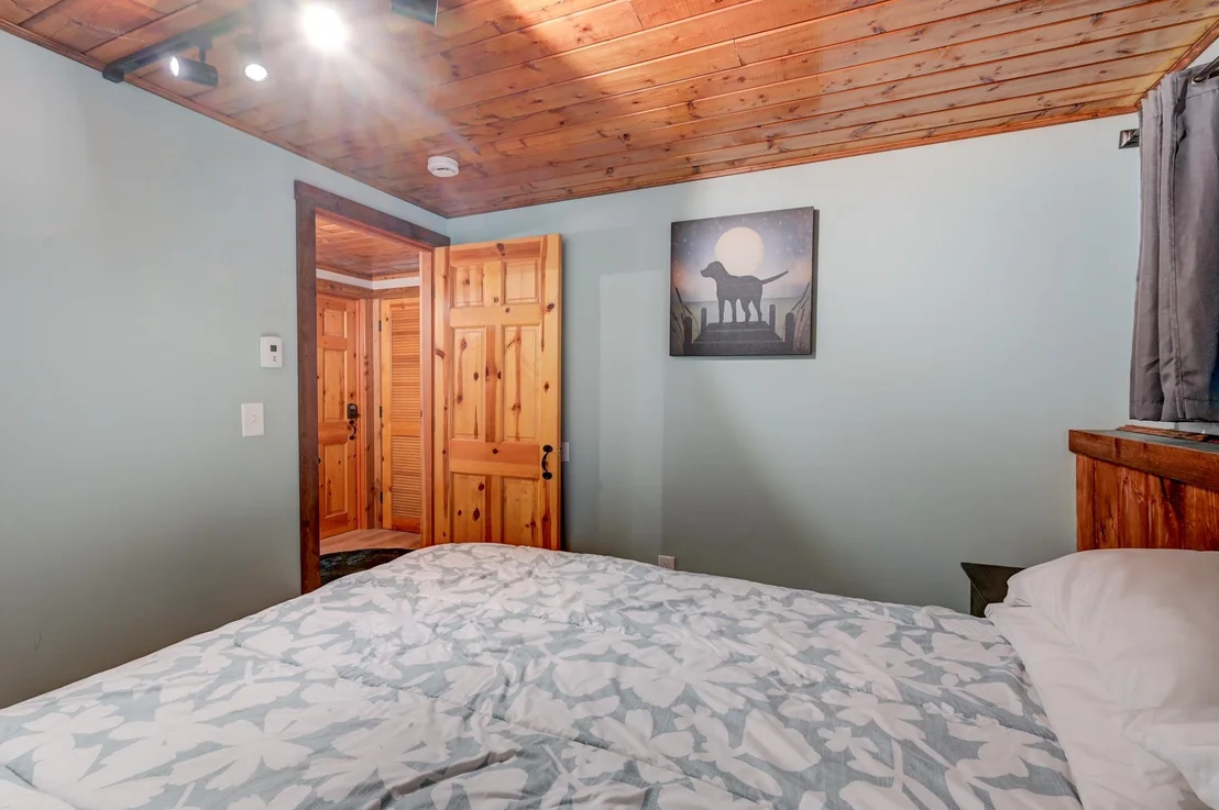 Photo of 400 Rolling Ridge