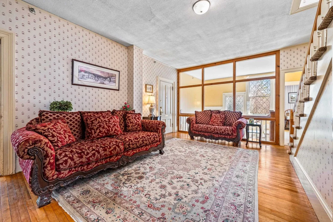 Photo of 12 Thorn Hill