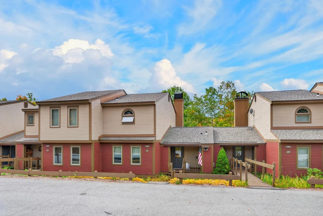 Photo of Unit 21 at 18D White Oaks