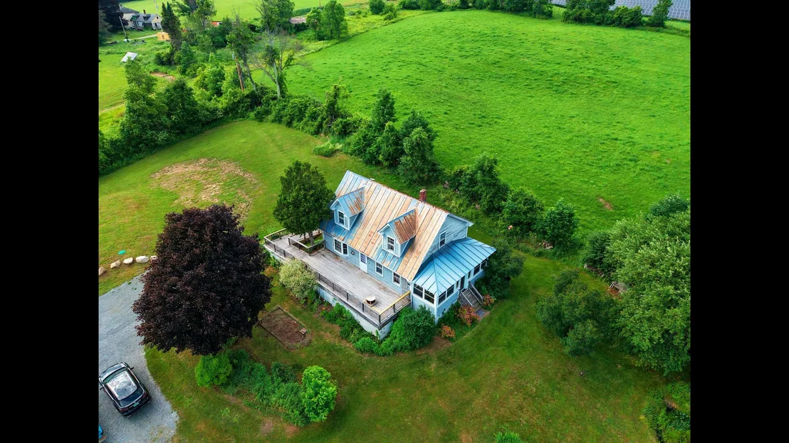 Photo of 3954 West Barnet