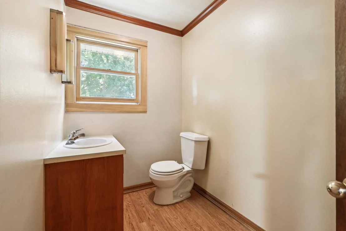 Photo of 72 Ledge
