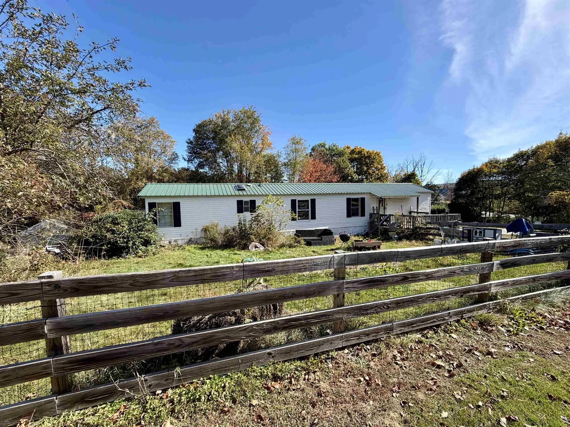 Photo of 75 Concord Hill