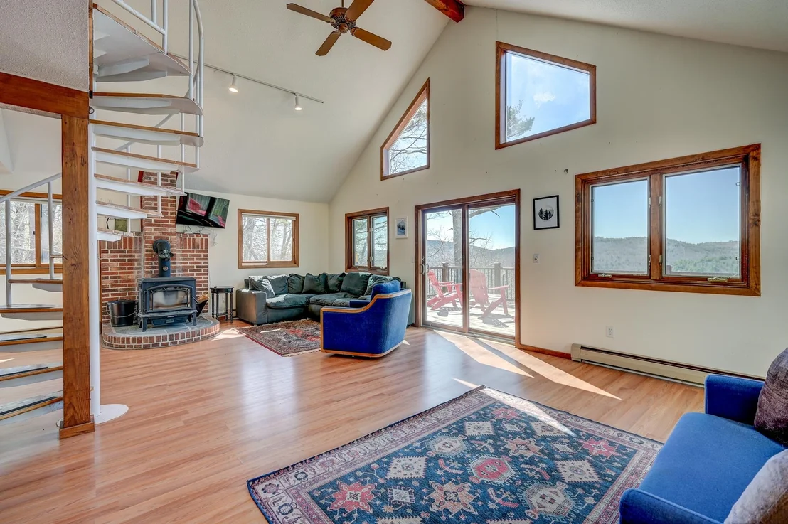 Photo of 27 Upper Lake View