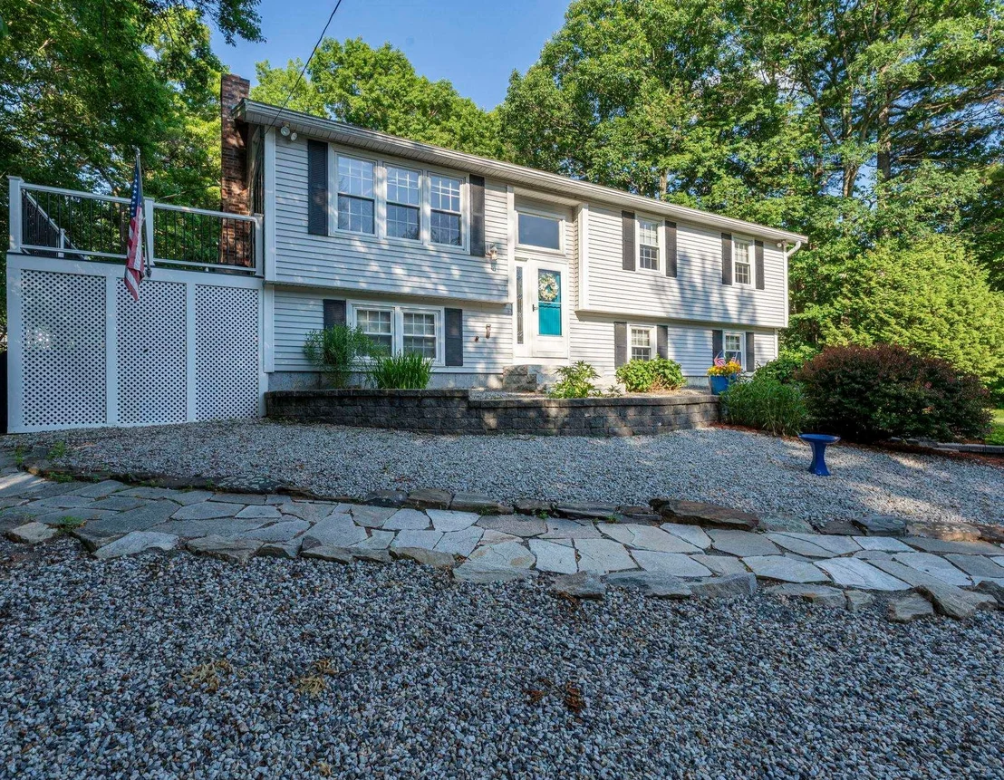 Photo of 21 Emerald