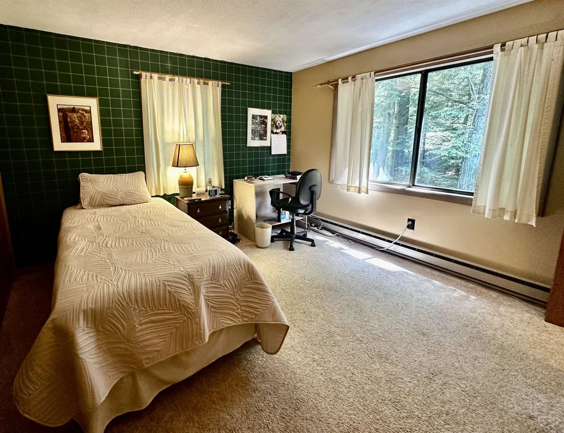 Photo of 78 Greensward