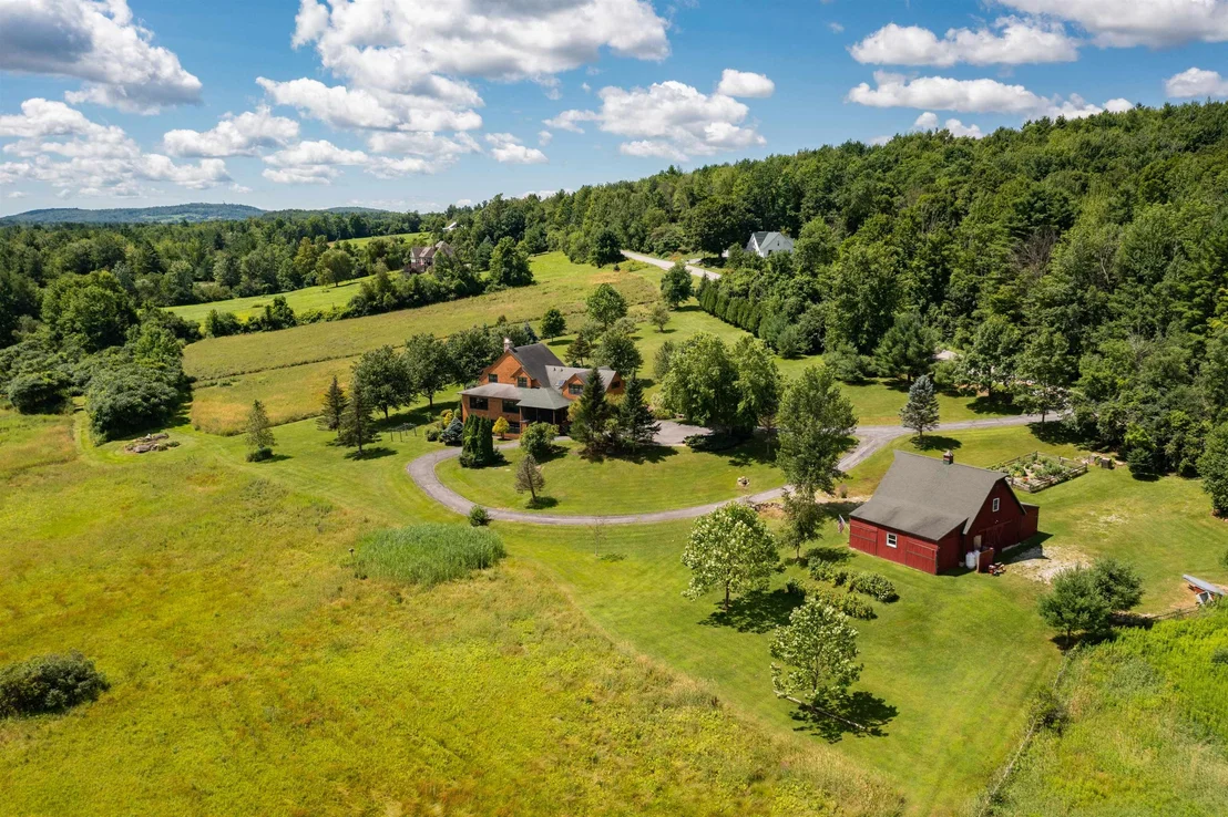 Photo of 947 Oak Hill