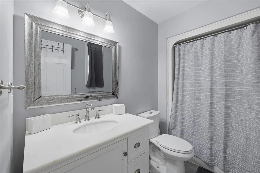 Photo of Unit 75THEABBIE at 1465 Hooksett