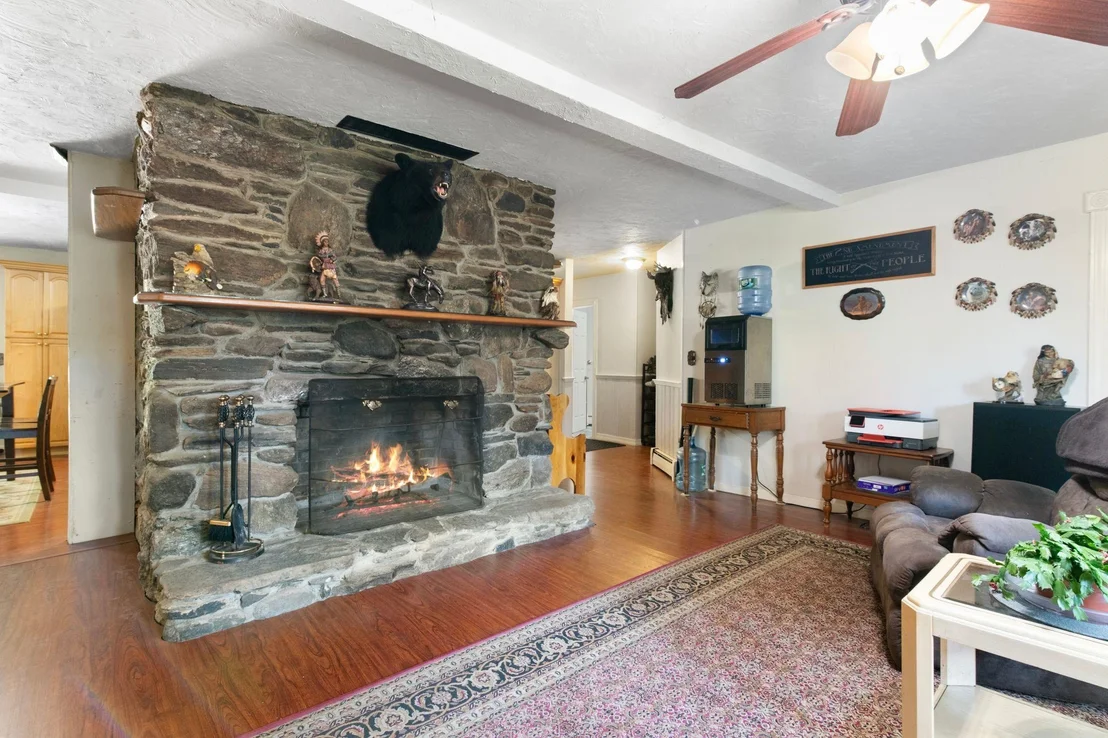 Photo of 13 Brookside