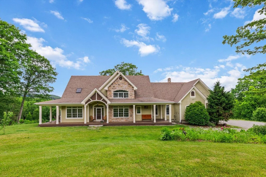 Photo of 55 Chestnut Hill