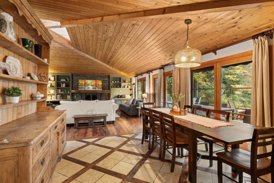 Photo of 835 Alpine View