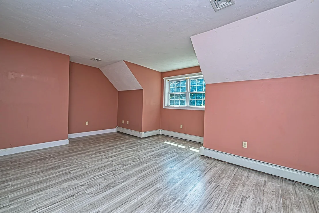 Photo of 72 Tenney