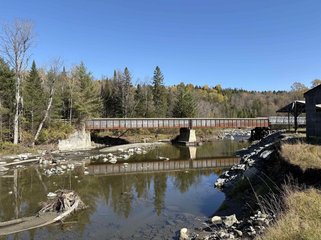Photo of 609 Route 15