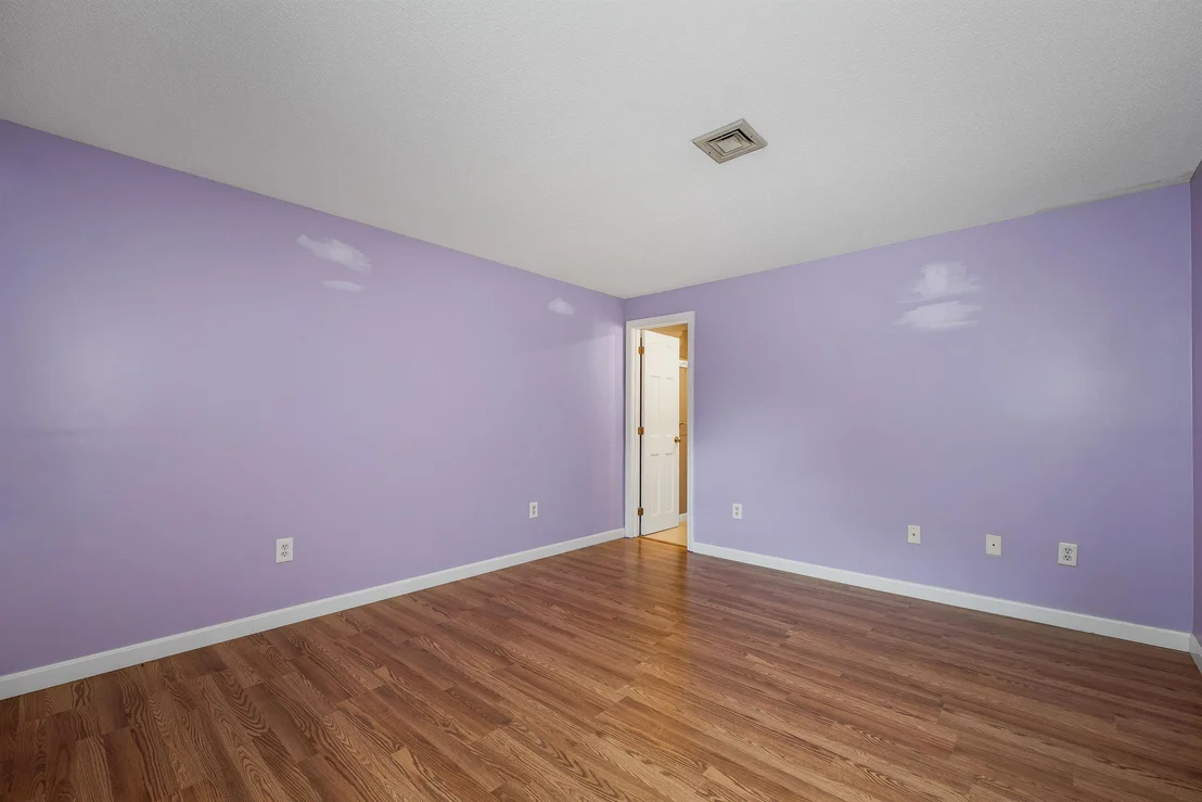 Photo of 51 Stacey
