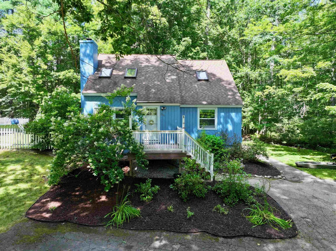 Photo of 285 Colby