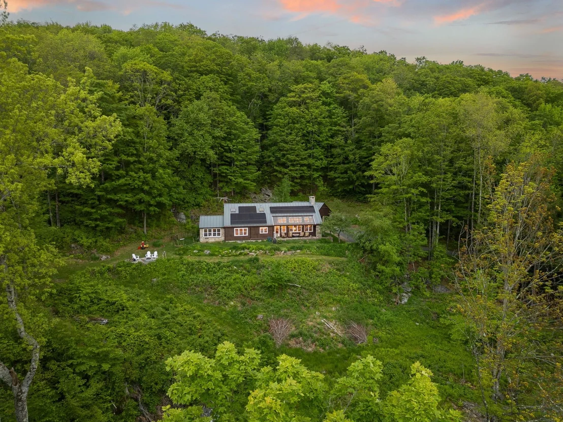 Photo of 515 Shattuck Hill